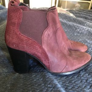 Seychelles maroon booties